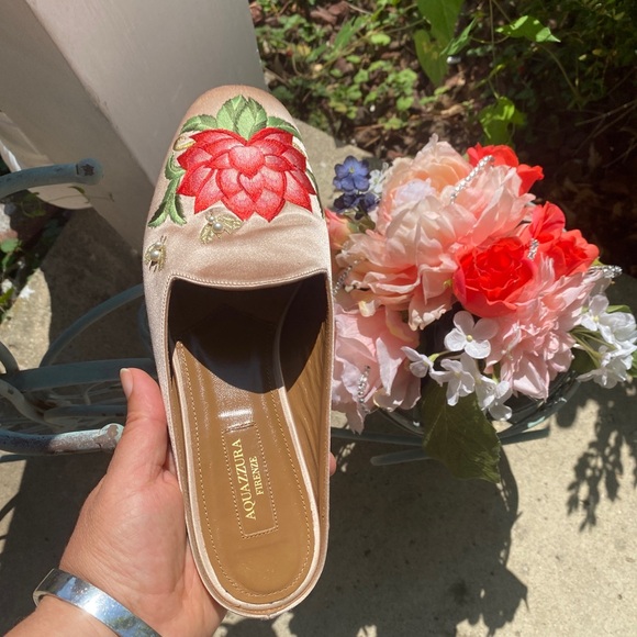 ❤️🌸🌺Aquazzura Lotus/Bee Pink Satin Embroidered Flat Mules Loafers8.5 M in Italy - Picture 10 of 15